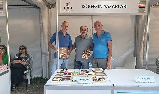 Burhaniye'de Tarihçi Yazar Bicik, okurları ile buluştu