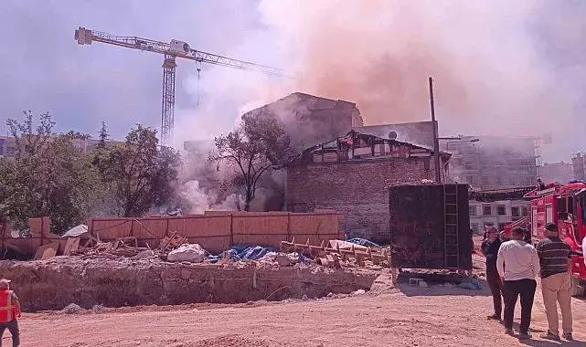 Malatya'da ev yangını maddi hasara yol açtı