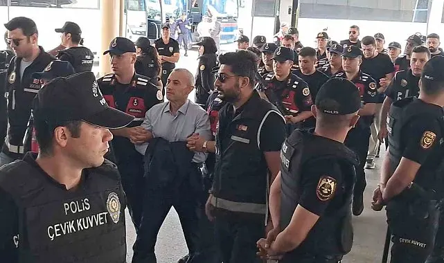 Vali Tuncay Sonel, koruma polisi Şükrü Eroğlu ile emekli polis memuru Gökhan Ertok Erzurum Adliyesi'nde ifade veriyor