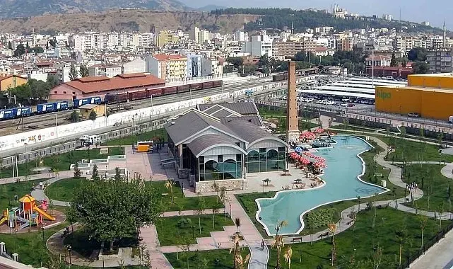 Efeler'de Akademik Meslek ve Tanıtım ve Kariyer Günleri başlıyor