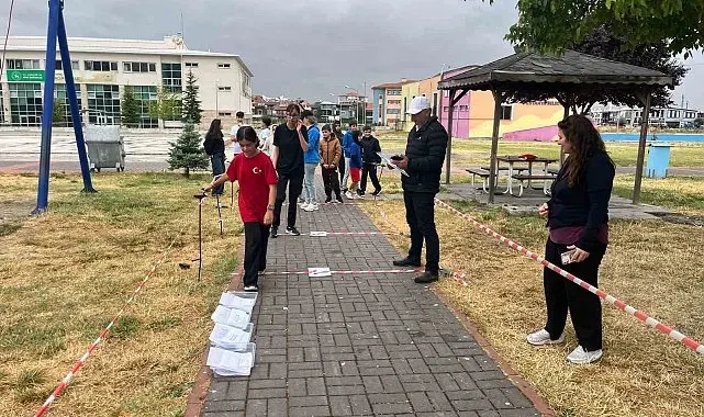Sağanak yağmur oryantiring heyecanını durduramadı