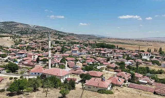 Meyvecilik projesi köyün refah seviyesini değiştirdi: Göç durdu, işsizlik bitti