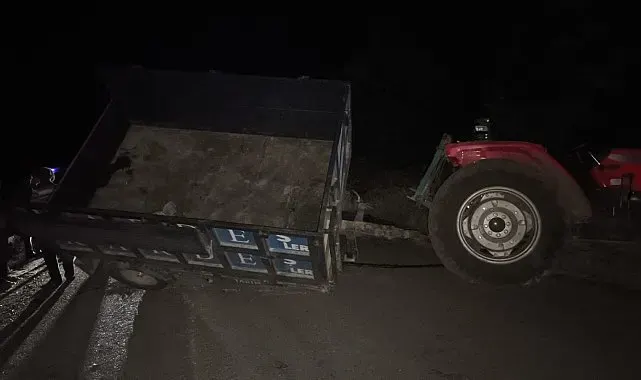 Elazığ'da traktörle otomobil çarpıştı: 3'ü ağır 10 yaralı
