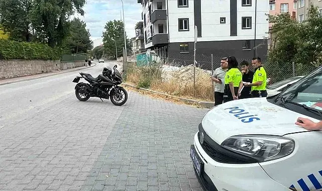 Tavşanlı'da otomobil ile motosiklet çarpıştı: 1 yaralı