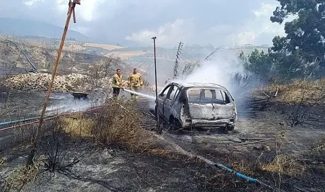 Bahçede başlayan yangında otomobil ve sera kullanılmaz hale geldi