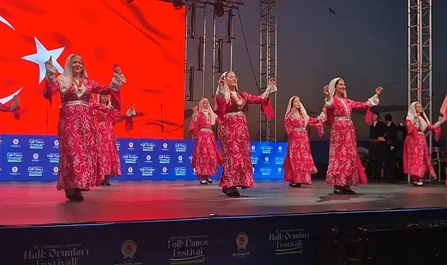 36. Uluslararası Samsun Halk Oyunları Festivali final gösterisiyle sona erdi