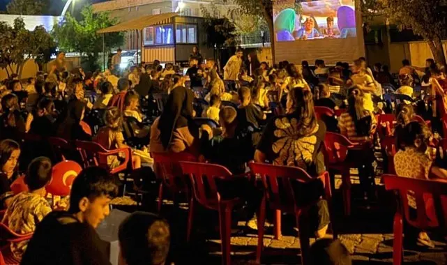Şırnak'ta köylerde yaz akşamları sinema şöleni başlıyor