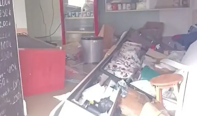 Kastamonu Valiliği: "150'den fazla ev, iş yeri ve depoyu su basmış, bazı taşıtlar su birikintisinde kalmıştır"