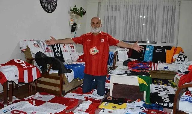 Balıkesir'de 300 formalık koleksiyon