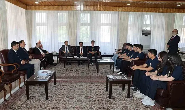 Atatürk Üniversitesi özel vakıf okullarından 2026 YKS'de zirveye taşınan başarı