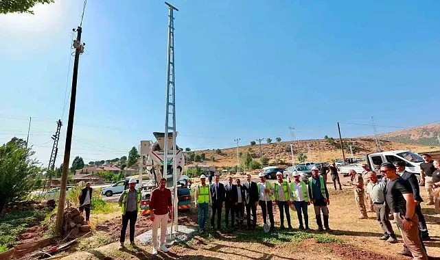 Vali Karakaya: "Bölgedeki jeotermal potansiyelin ortaya çıkarılması enerji üretimi, tarımsal sera işletmeciliği, termal turizm ve bölgesel istihdam açısından önemli katkılar sunma potansiyeli barındırmaktadır"