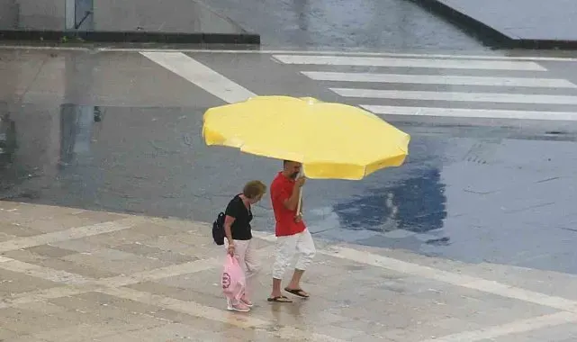 Samsun'da sağanak yağış manzaraları
