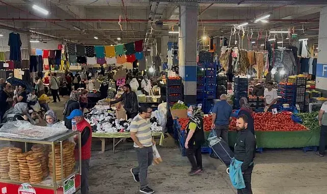 İBB tuvaletleri kilitledi, Bahçelievler Belediyesi pazarcı ve vatandaşın imdadına yetişti