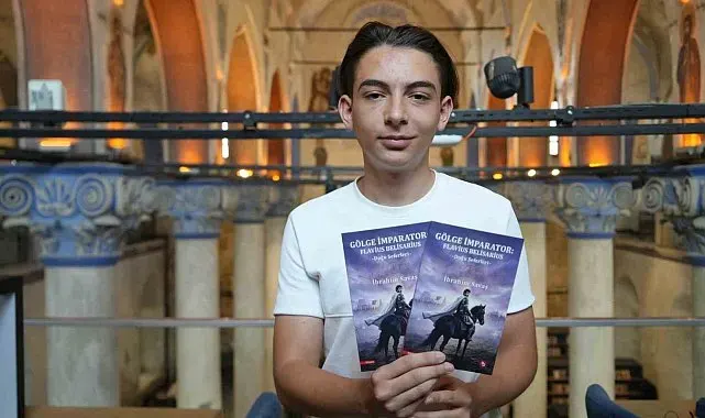 16 yaşındaki İbrahim, tarihe olan ilgisini kitaba dönüştürdü