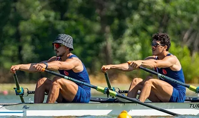 Milli kürekçiler Alper Şevket Eren ve Halil Kaan Köroğlu, U23 Dünya Şampiyonası'nda 6. oldu