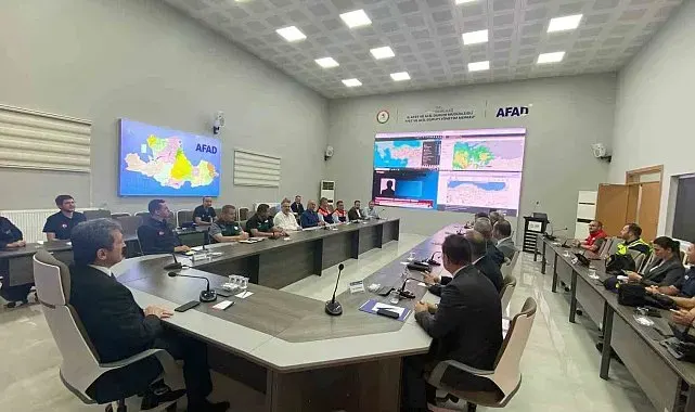Samsun'da turuncu kodlu meteorolojik uyarı için tedbir toplantısı