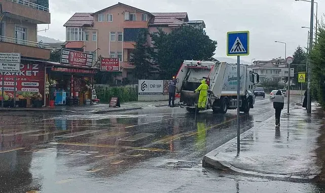 Sakarya'da sağanak hayatı olumsuz etkiledi