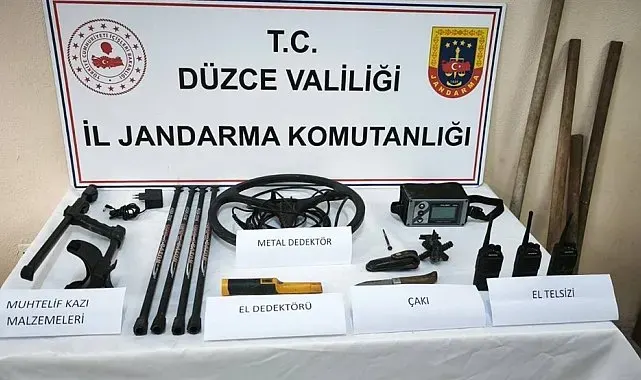 Yığılca'da kaçak kazıya Jandarma baskını