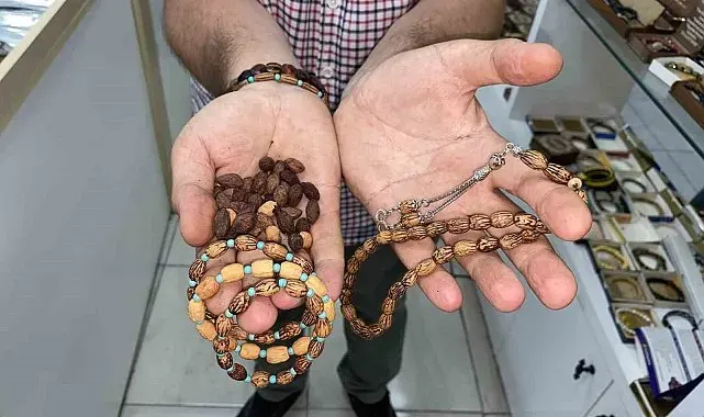 Kahvaltı sofralarının atığı, el emeğinin hammaddesi oldu