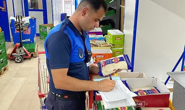 Tosya'da marketler denetlendi
