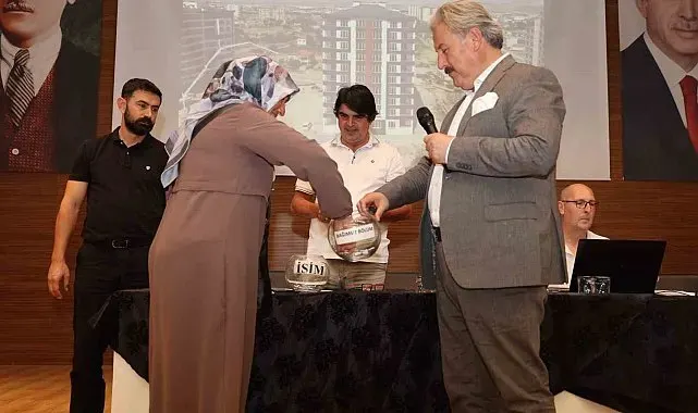 Anbar mahallesindeki kentsel dönüşüm daireleri, kura ile sahiplerini buldu