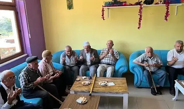 Huzurevi sakinlerine manevi moral