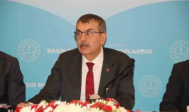 Bakan Tekin: "2013 yılından itibaren Erzurum'da 187 okul yaptık"