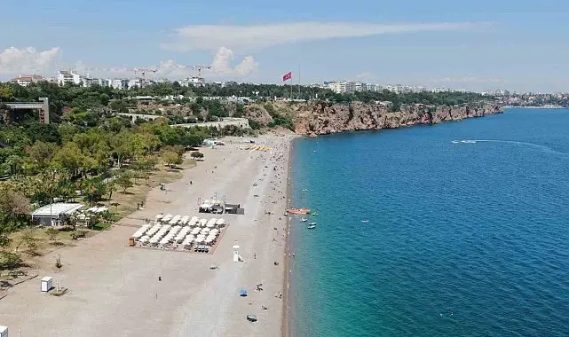 Antalya'da "Dumansız Plaj" uygulaması için yeni genelge