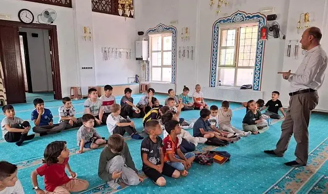 Yaz Kur'an Kursu öğrencilerine yönelik seminer