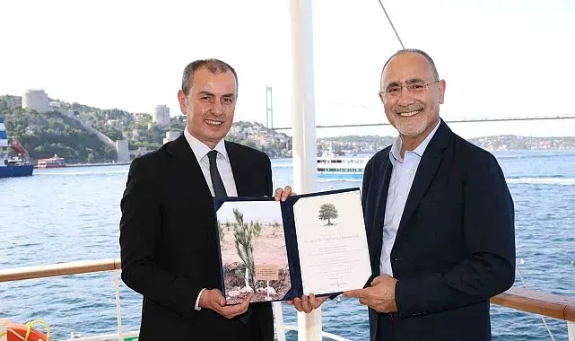 Prof. Dr. Gökhan Hotamışlıgil, genç bilim insanları ile bir araya geldi