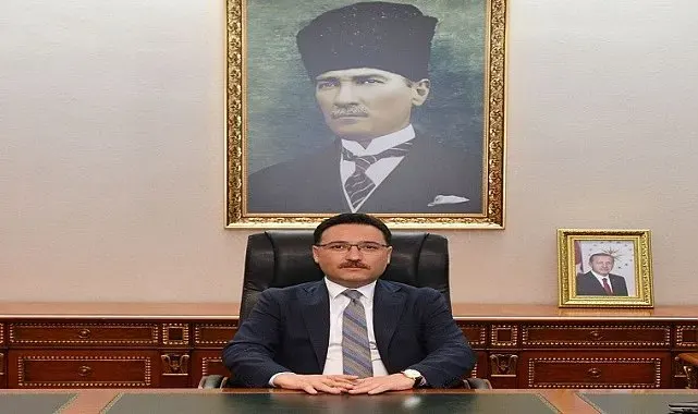 Vali Çiçek: "Basın mensuplarımız, toplum adına önemli bir kamu hizmeti yürütmektedir"