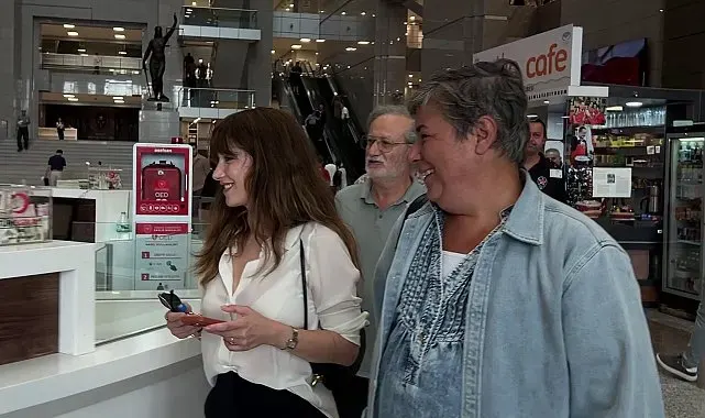Hazal Kaya, İstanbul Cumhuriyet Başsavcılığınca yürütülen 'Ahbaplar Suç Örgütü' soruşturması kapsamında ifade vermek üzere Çağlayan'daki İstanbul Adliyesi'ne geldi.