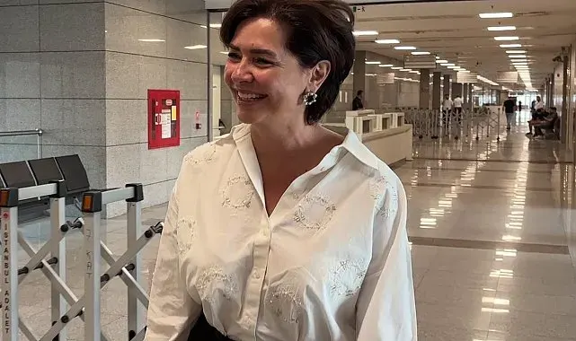 Özlem Gürses, İstanbul Cumhuriyet Başsavcılığı tarafından yürütülen AHBAP'lar suç örgütü soruşturması kapsamında savcılığa ifade vermek üzere adliyeye geldi.