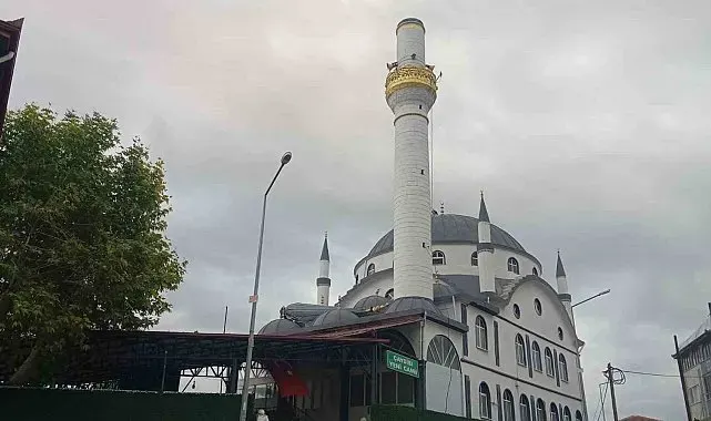 Amasya'da şiddetli fırtına ve dolu hasara yol açtı