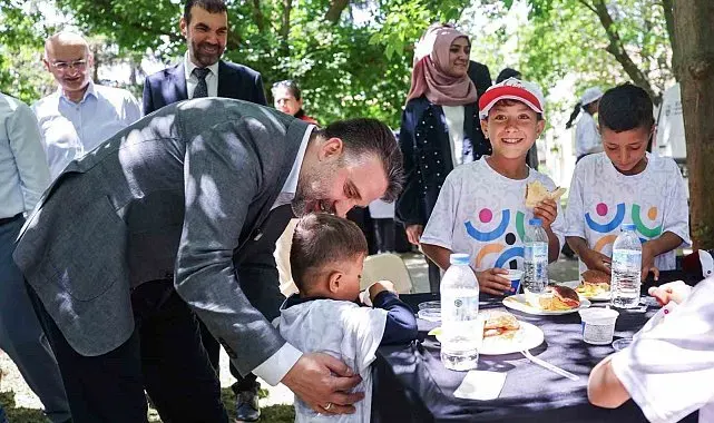 Başkan Vekili Biba'dan hayvanat bahçesi'ne ziyaret