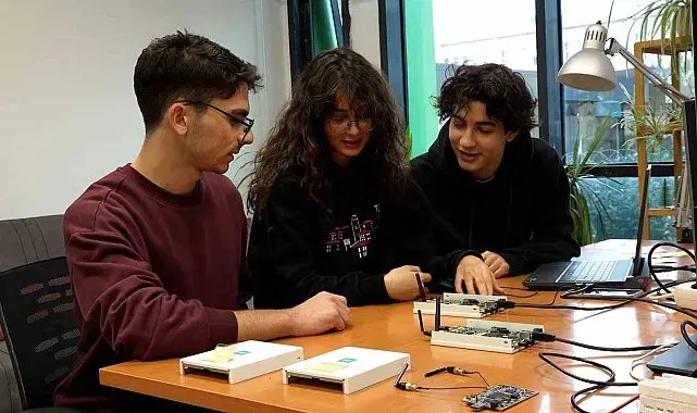 Ön lisans öğrencileri eğitimlerinin en az bir dönemini işletmelerde tamamlayacak