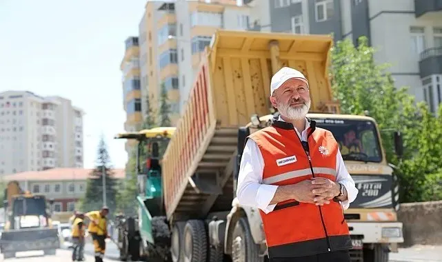 Başkan Çolakbayrakdar: "Her mahallemize hizmet, her hemşehrimize konfor ulaştırıyoruz"