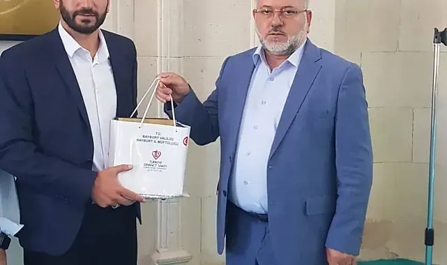 Bayburt'ta ezanı güzel okuma ve hutbe sunumu yarışmalarında il birincileri belirlendi