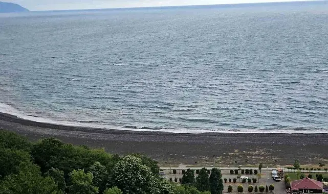 Zonguldak'ta sıcaklık 9 derece düştü, denize girişler yasaklandı