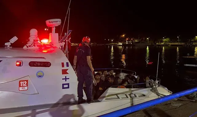 Çanakkale'de göçmen kaçakçılığı operasyonu: 2 göçmen kaçakçısı ve 36 kaçak göçmen yakalandı