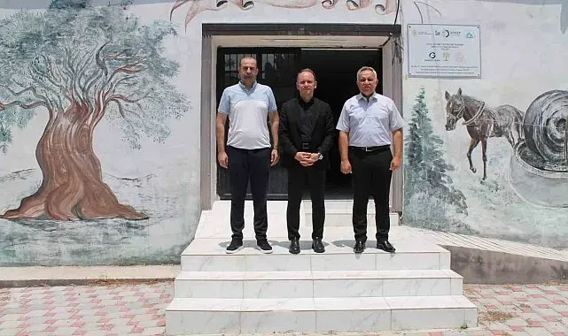 Erzin'da köy yaşam merkezi vatandaşlara hizmet ediyor