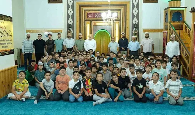 Şemseddin Uçar Camii'nde hafızlık adayları yetişiyor