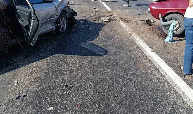 Kayseri'de 2 otomobil çarpıştı: 1 ölü, 6 yaralı