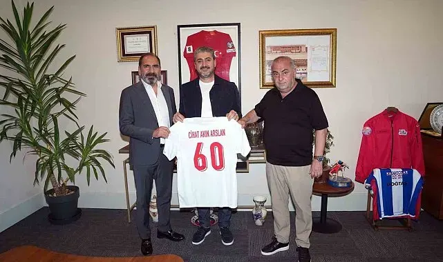 Erbaaspor Başkanı Cihan Akın Arslan'dan, Mecnun Otyakmaz'a ziyaret