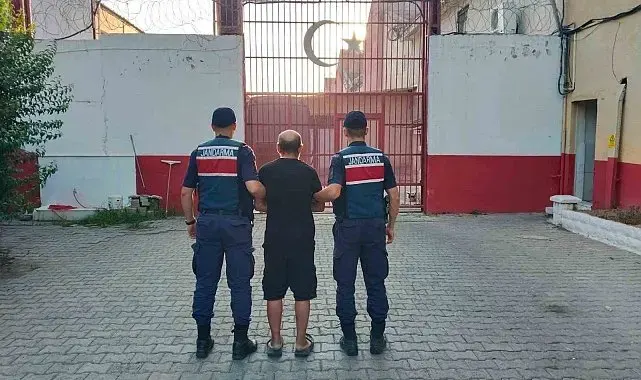 Uyuşturucu suçundan aranan şahıslar Kuşadası ve Germencik'te yakalandı