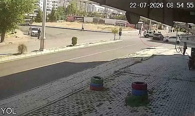 Dün vatandaş kıl payı kurtulmuştu aynı sokakta ikinci kaza