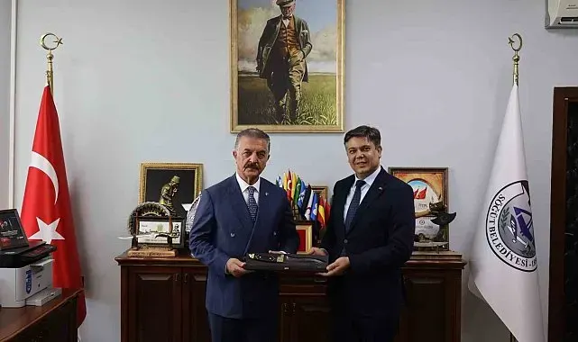 MHP Genel Sekreteri Büyükataman Söğüt'te temaslarda bulundu