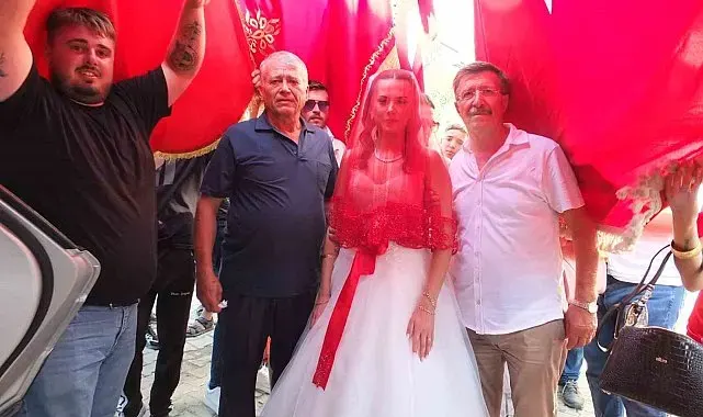 Balıkesir'de asırlık düğün geleneği devam ediyor