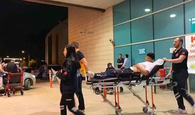 Bursa'da bıçaklı kavga: 1'i ağır 2 yaralı