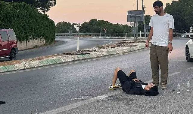 Bursa'da kontrolden çıkan motor yan yattı: 2 yaralı